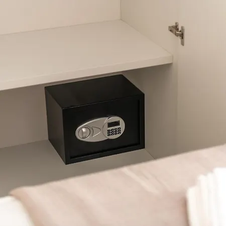 Lux Caracciolo 4* Napoli