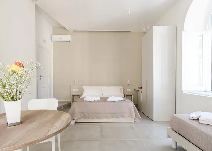 Lux Caracciolo Napoli