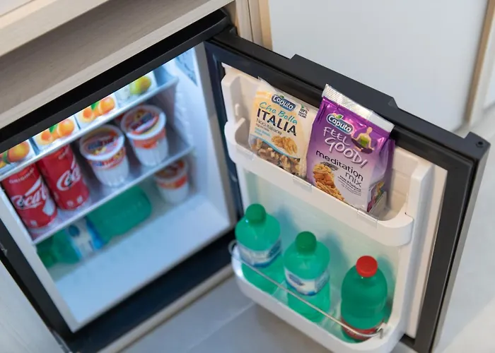 Oda ve Kahvaltı Lux Caracciolo Napoli