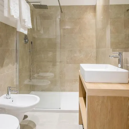 Lux Caracciolo 4* Nápoles